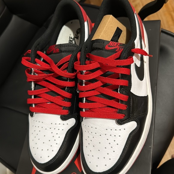 Jordan 1 low OG ‘Black Toe’ - Picture 5 of 8
